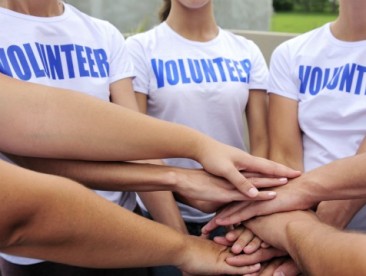 Looking to Volunteer: Best Places to Lend a Hand in Chicago